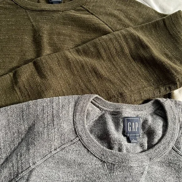 2 Gap Cotton Mens Sweaters - Picture 2 of 3